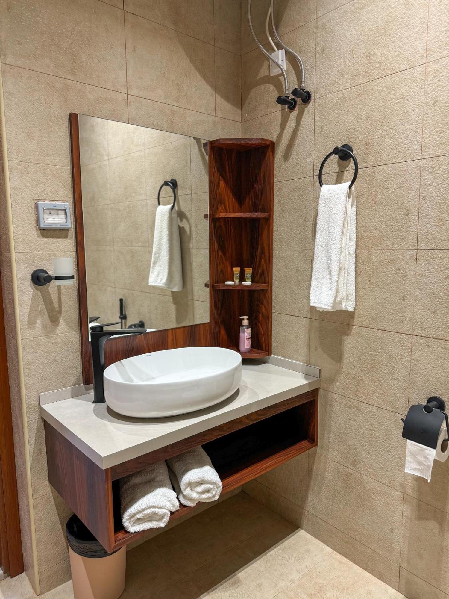 بيت أرض الثراء Rich Land House Nizwa Extérieur photo